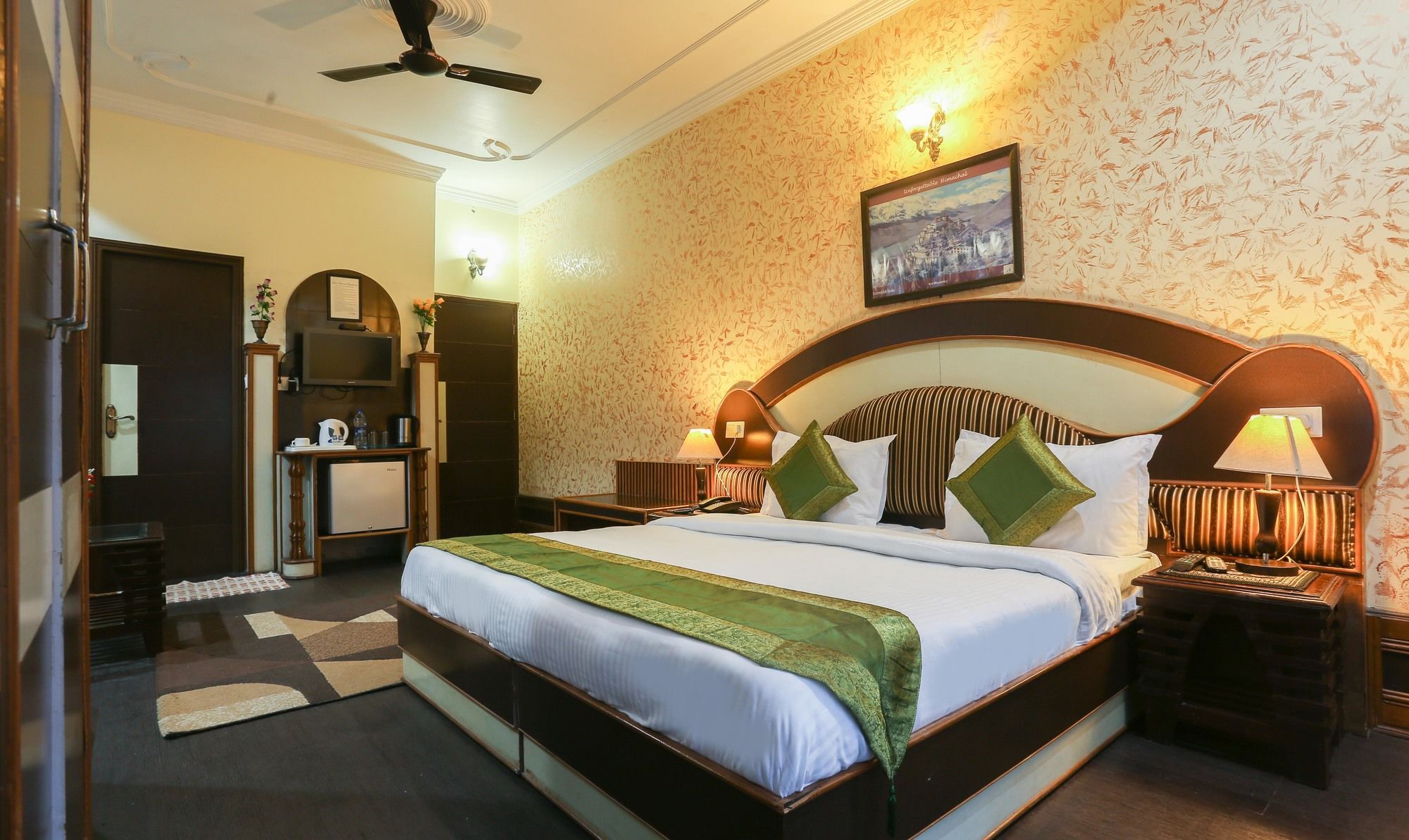 Moon Walk Residency Hotel Dharamshala Ngoại thất bức ảnh